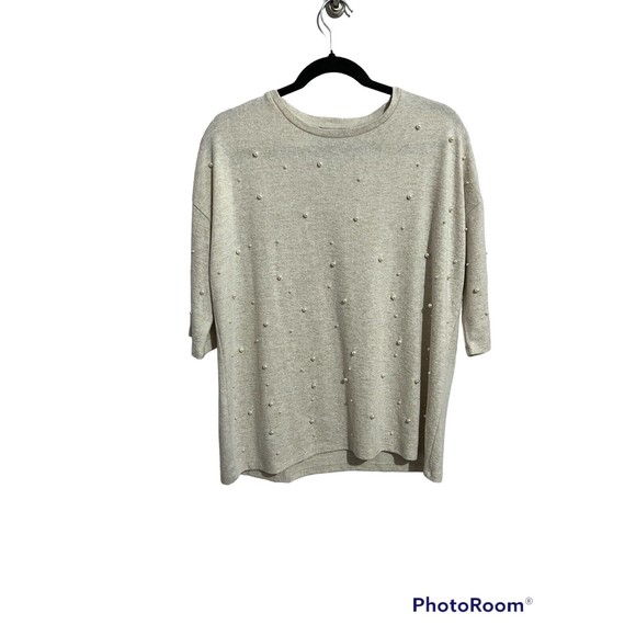 Chelsea And Theodore Pearl Embellished Top. Small. - Picture 3 of 6